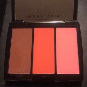 Anastasia Beverly Hills Blush Trio